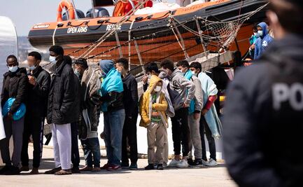 Rescatan dos barcos con 160 migrantes en el Mediterráneo; falta localizar un tercero