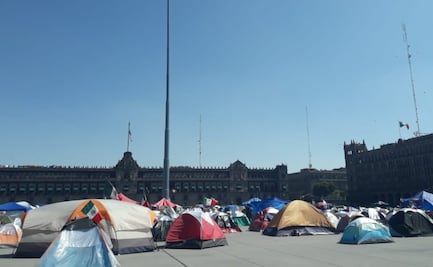Pese a anunciar que se retirarían, casas de FRENAAA se mantienen en el Zócalo