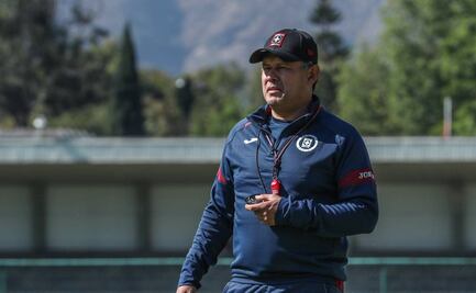 Juan Reynoso le pide lealtad a la afición de Cruz Azul para romper sequía