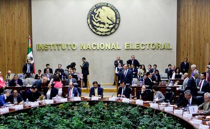 Busca Morena juicio político contra consejeros del INE