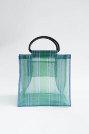 Acusan a Zara de apropiación cultural por vender bolsa de mercado a 649 pesos