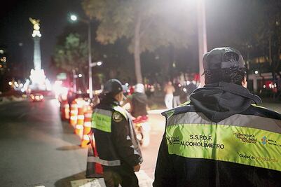 Por alcoholímetro vacacional multan a 784