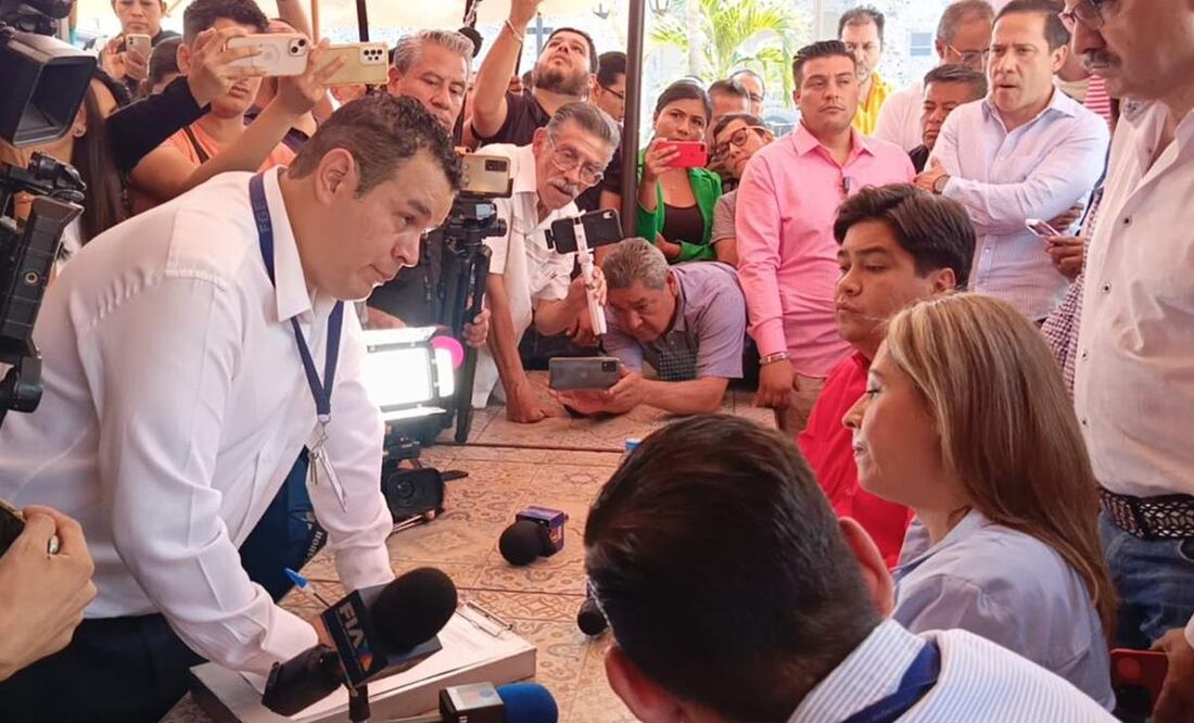 La Fiscalía Anticorrupción de Morelos notificó a la candidata gubernamental por el PRI-PAN-PRD-RSP, Lucía Meza Guzmán, de un proceso penal en su contra por los delitos de ejercicio abusivo de funciones. Foto: Justino Miranda - EL UNIVERSAL