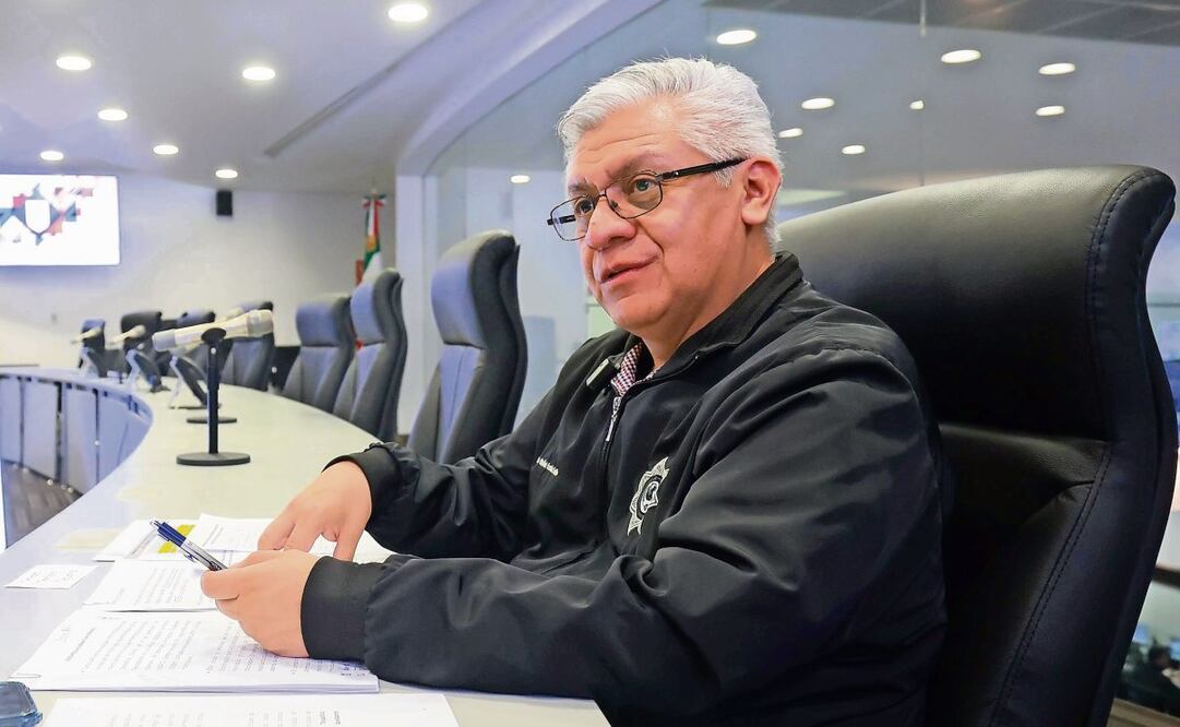 Cristóbal Castañeda, secretario de Seguridad estatal, afirmó que se verificará el control de los accesos a los palenques, para evitar el ingreso de gente armada. (11/04/2025) Foto: Alejandro Vargas | El Universal