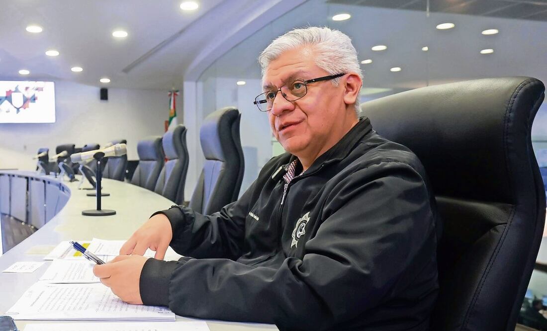 Cristóbal Castañeda, secretario de Seguridad estatal, afirmó que se verificará el control de los accesos a los palenques, para evitar el ingreso de gente armada. (11/04/2025) Foto: Alejandro Vargas | El Universal
