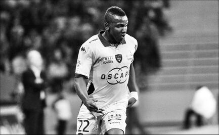 Muere futbolista francés a los 30 años en pleno partido