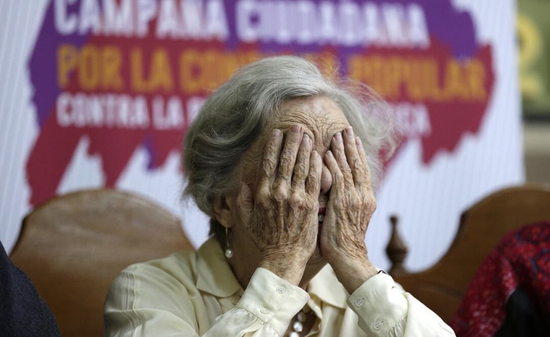 "Las críticas son parte del oficio, parte de la vida de todos los días y significa también que estás vivo y que eres partícipe de la vida del país, de la vida cultural, de la política, lo social". Foto: AP/ Archivo El Universal 