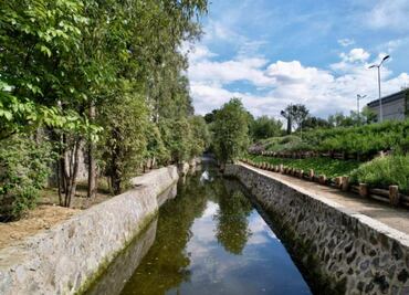 Sedema y habitantes del pueblo de San Andrés Tomatlán, en Iztapalapa, buscan mejorar condiciones del Canal Nacional