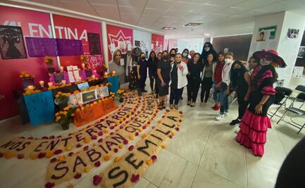 Colocan ofrenda en memoria de víctimas de la violencia en Morelos