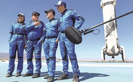 William Shatner vuelve al espacio 50 años después