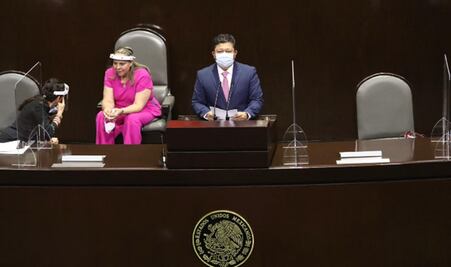 Morena presenta queja en Comité de Ética contra Laura Rojas por controversia