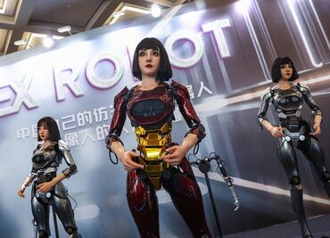 Robots humanoides protagonizan la Conferencia Mundial de Robótica de Beijing 2024