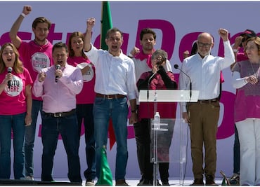 "La Constitución nos pertenece a todos": Las 20 frases clave de Lorenzo Córdova en la Marcha por la Democracia
