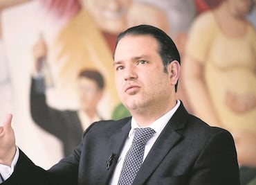 Preparan las maletas al panista