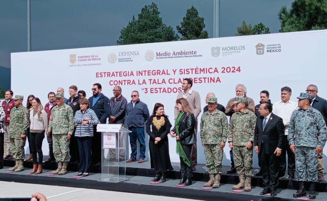 La jefa de Gobierno de la CDMX, Clara Brugada y las gobernadoras del Estado de México, Delfina Gómez y de Morelos, Margarita González, anunciaron la operación contra la tala ilegal de árboles (06/11/2024). Foto: Kevin Ruiz / EL UNIVERSAL