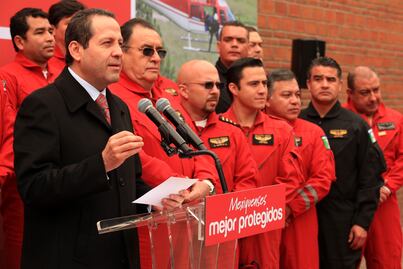 Con serie de tv, homenajean a rescatistas de Edomex