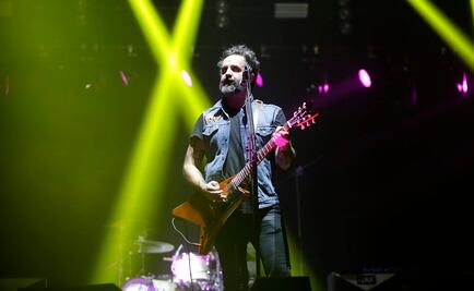 Molotov festeja 20 años entre "rebotes" y "condones"