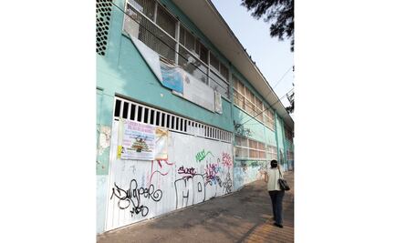 Inai ordena dar lista de 20 escuelas dañadas en CDMX tras sismo del 19-S