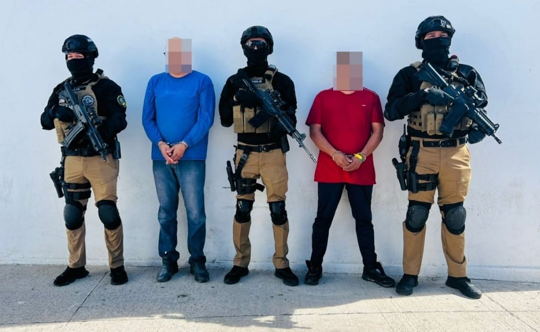 Detienen en Sinaloa a 2 policías del Edomex por secuestro y extorsión en Cuautitlán.
Foto: Especial.