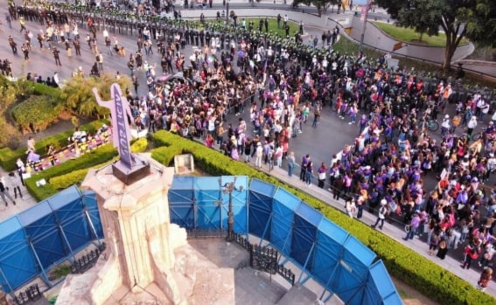 Minuto a minuto marcha feminista del 25N contra la violencia de género en CDMX