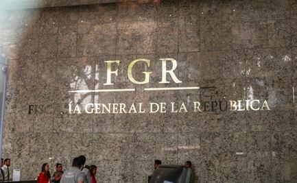 Presenta renuncia subprocurador de la FGR