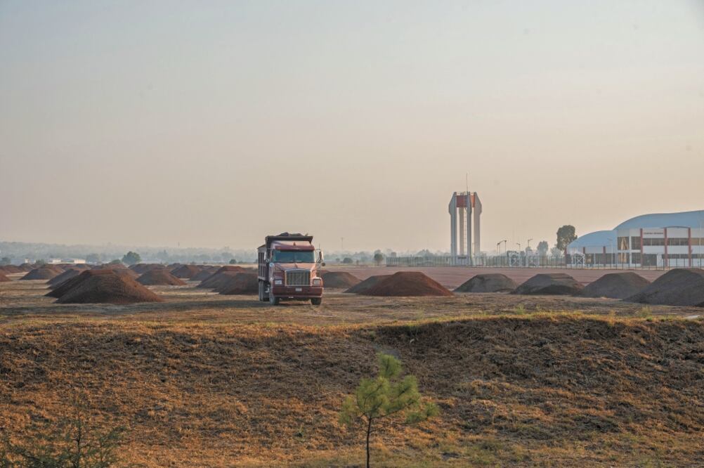 A considerar. Desde el lugar en que se construirá Santa Lucía al AICM, el traslado toma 30 minutos. Foto: ARCHIVO EL UNIVERSAL