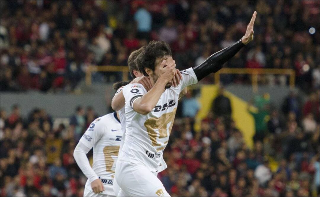 Arribas anotó el gol de la victoria de cabeza Foto: Imago 7