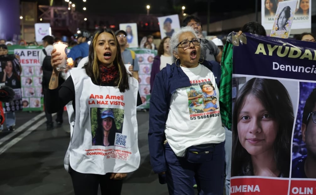 Colectivos de familiares de desaparecidos de todo el país se concentraron está tarde en la estación registro federal del tren ligero con la intención de avanzar hacia el estadio CDMX para exigir justicia por sus desaparecidos (10/06/2026). Foto: Fernanda Rojas/ EL UNIVERSAL