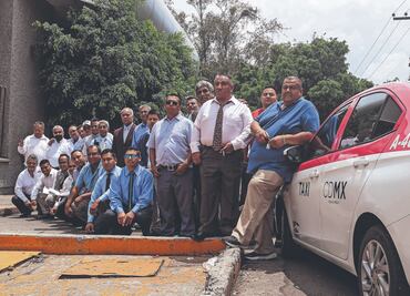 Taxistas buscan acuerdo por pago de multas