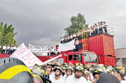 Ismael Figueroa declara ante PGJ por asesinato de bombero García