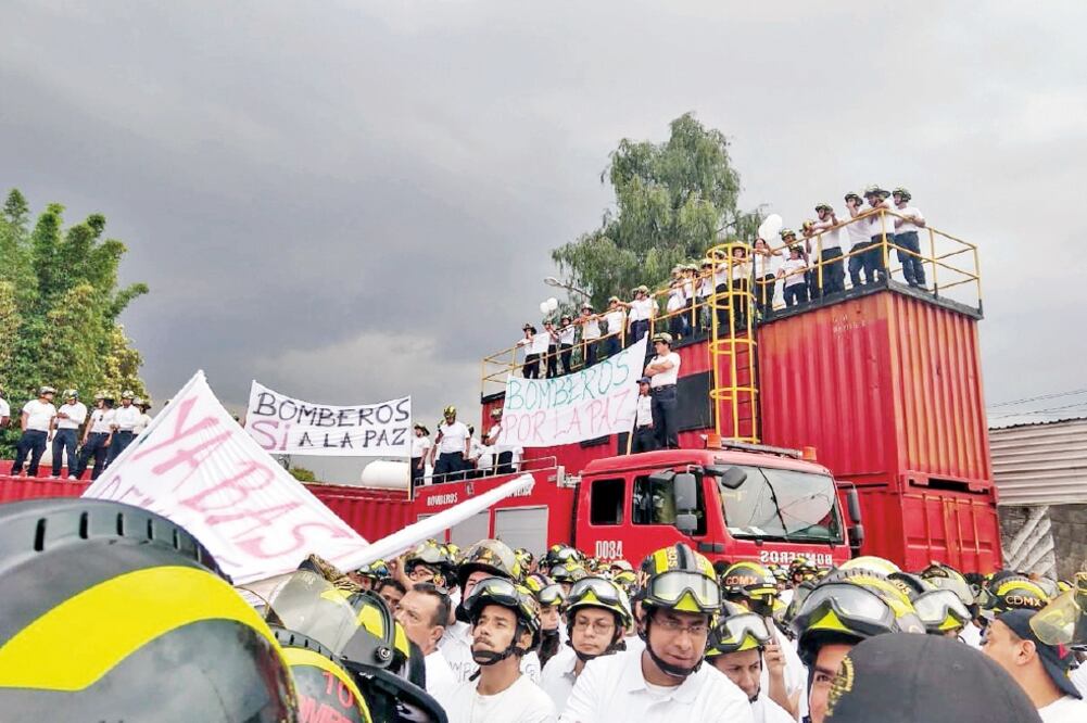 Un grupo de vulcanos salió en defensa de su ex líder Ismael Figueroa (ESPECIAL)
