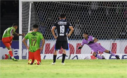Juárez le quita la victoria a Cruz Azul gracias a un penalti de último minuto