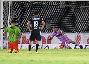 Juárez le quita la victoria a Cruz Azul gracias a un penalti de último minuto