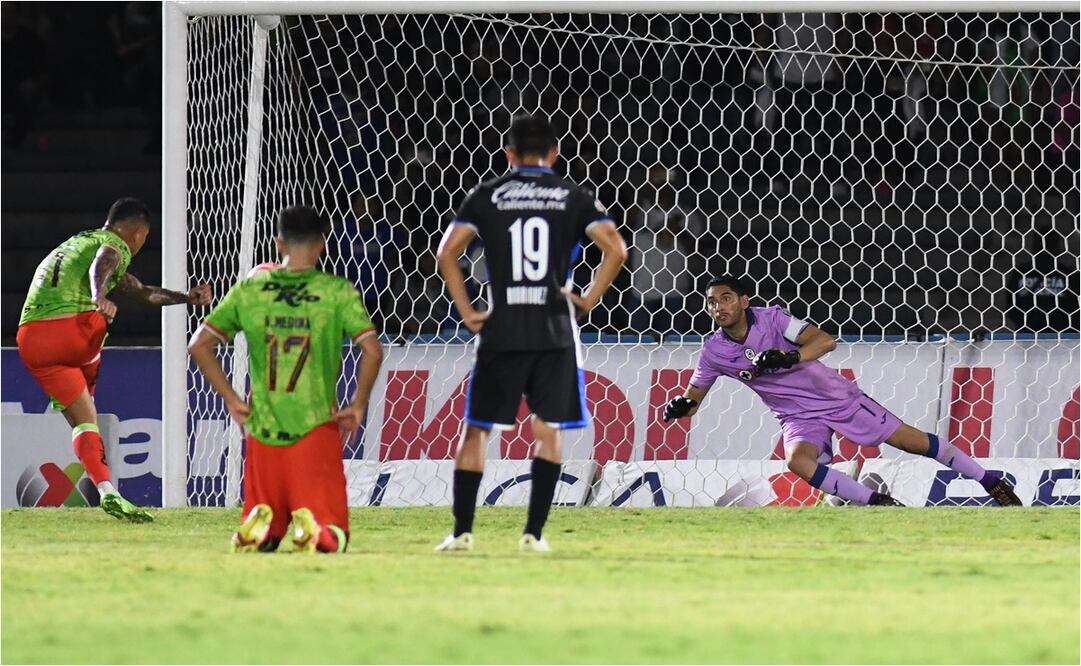 Juárez le quita la victoria a Cruz Azul gracias a un penalti de último minuto / FOTO: IMAGO7