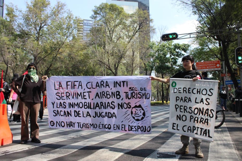 Protestan en Paseo de la Reforma por la Copa del Mundo de 2026 - Foto: Maritza Villagómez/EL GRÁFICO