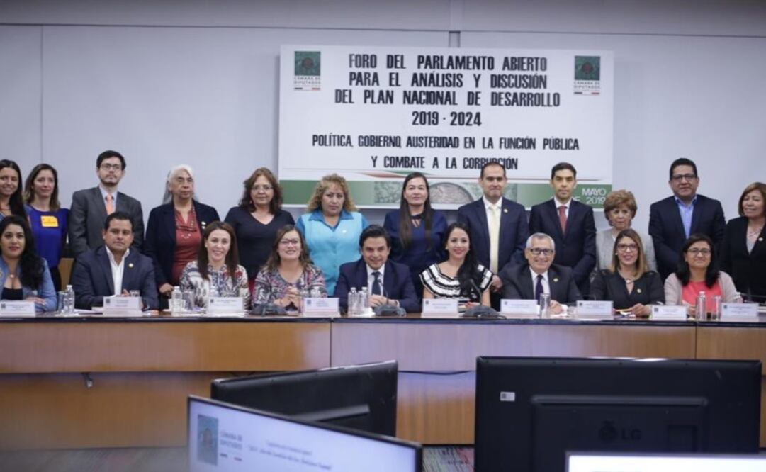 (Foto: Twitter / @zoerobledo)