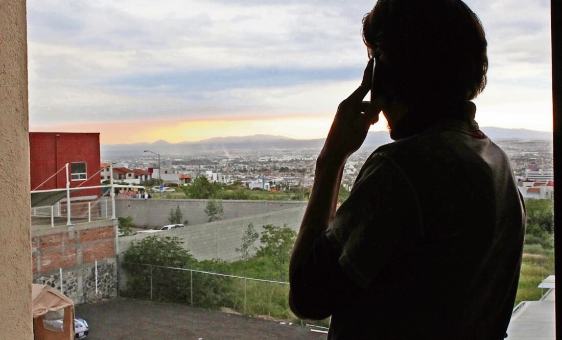 Función. La App emite una alerta que señala No contestes, #sospechoso y el número de referencia