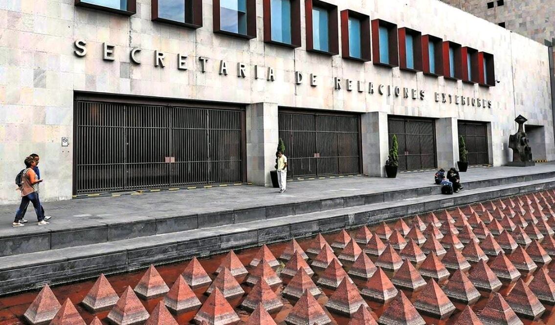 La Secretaría de Relaciones Exteriores lamentó la decisión del actual gobierno de la República del Perú de reducir el nivel de las relaciones diplomáticas entre ambos países. Foto: archivo/EL UNIVERSAL