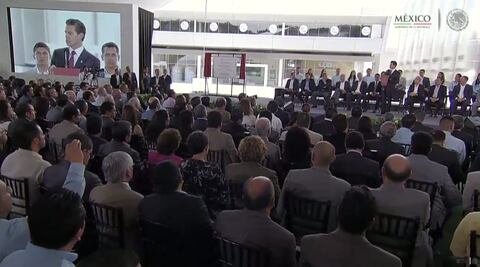 Pese a desaceleración en el mundo, México crece: Peña Nieto