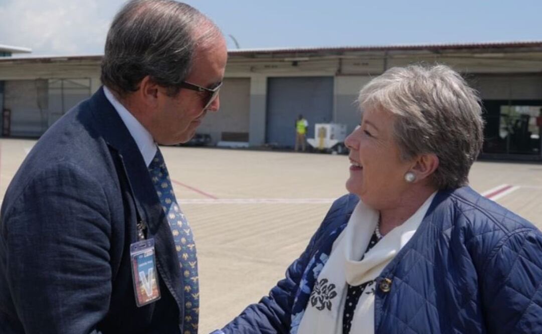 La canciller Bárcena fue recibida por el embajador de México en Jamaica, Juan José González Mijares. Foto: SRE