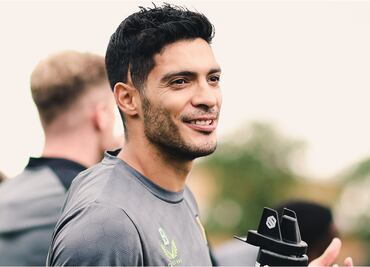 Raúl Jiménez reaparece con los Wolves, pero pierden ante Tottenham