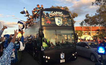 Gallos festeja con la afición en Querétaro