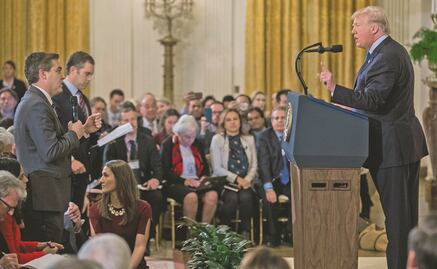 Donald Trump insulta a periodista por hacer una "pregunta estúpida"