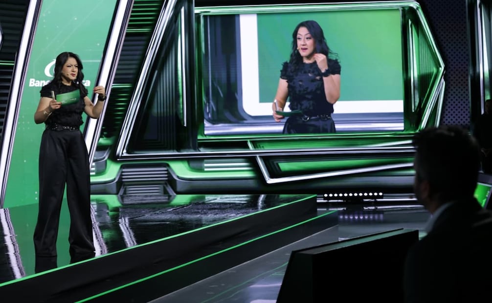 Banco Azteca entra a los fondos de inversión. Foto: Fernanda Rojas / EL UNIVERSAL