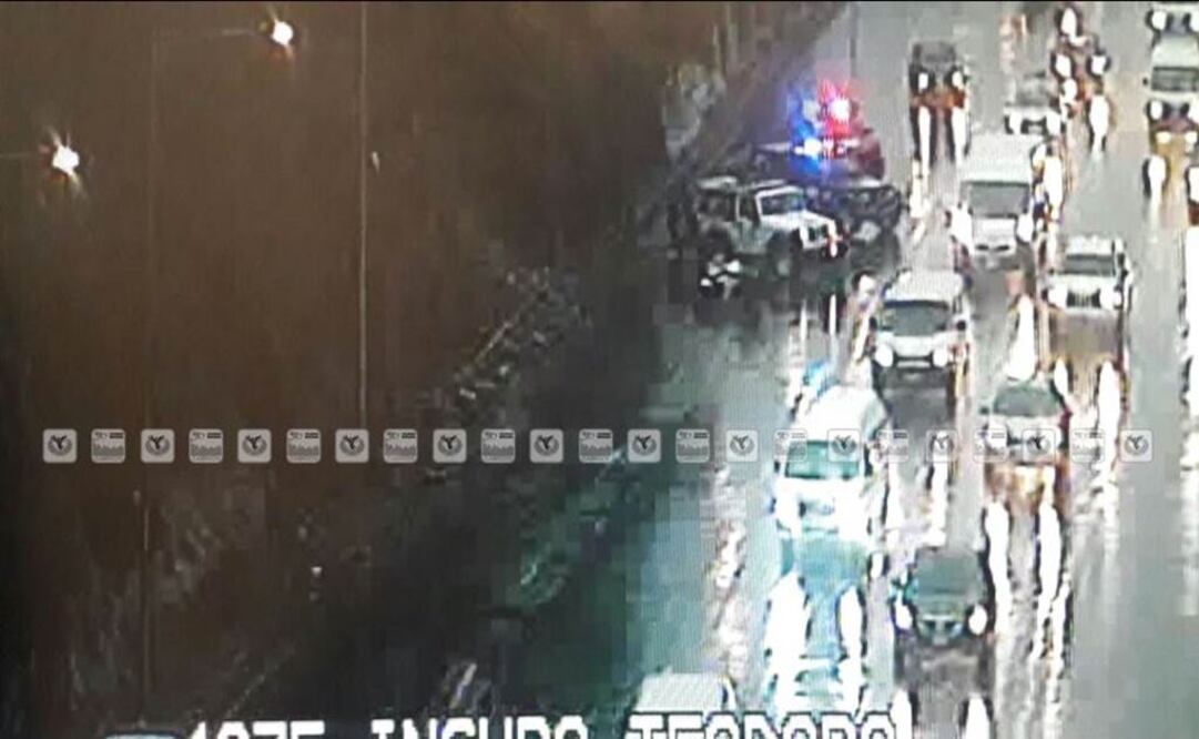 Deslave afecta Insurgentes Norte, a la altura de Tola