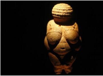 La “Venus de Willendorf” censurada en Facebook por pornográfica
