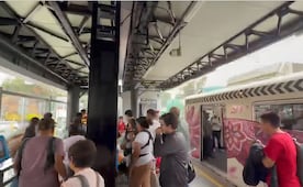 Tren Ligero suspende servicio temporalmente por falla en un convoy; personal del STE atiende la avería