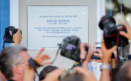 Berlín devela placa en honor a David Bowie