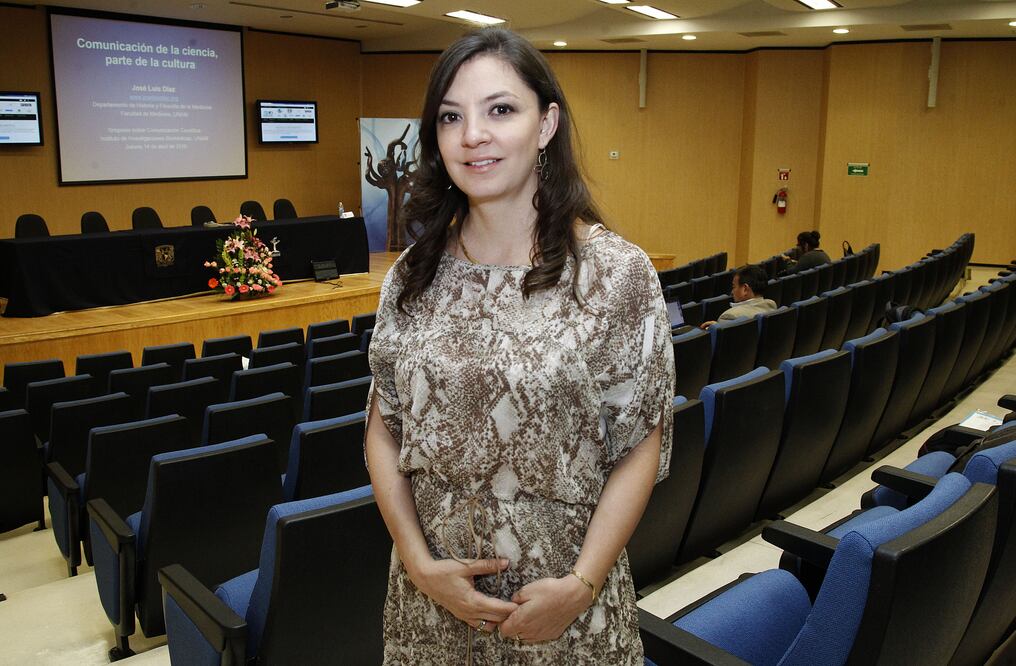 Andrea Sachi Díaz Villaseñor, investigadora de la UNAM, señaló que la exposición a contaminantes incrementa la posibilidad de contraer enfermedades del metabolismo. /Ariel Ojeda - EL UNIVERSAL