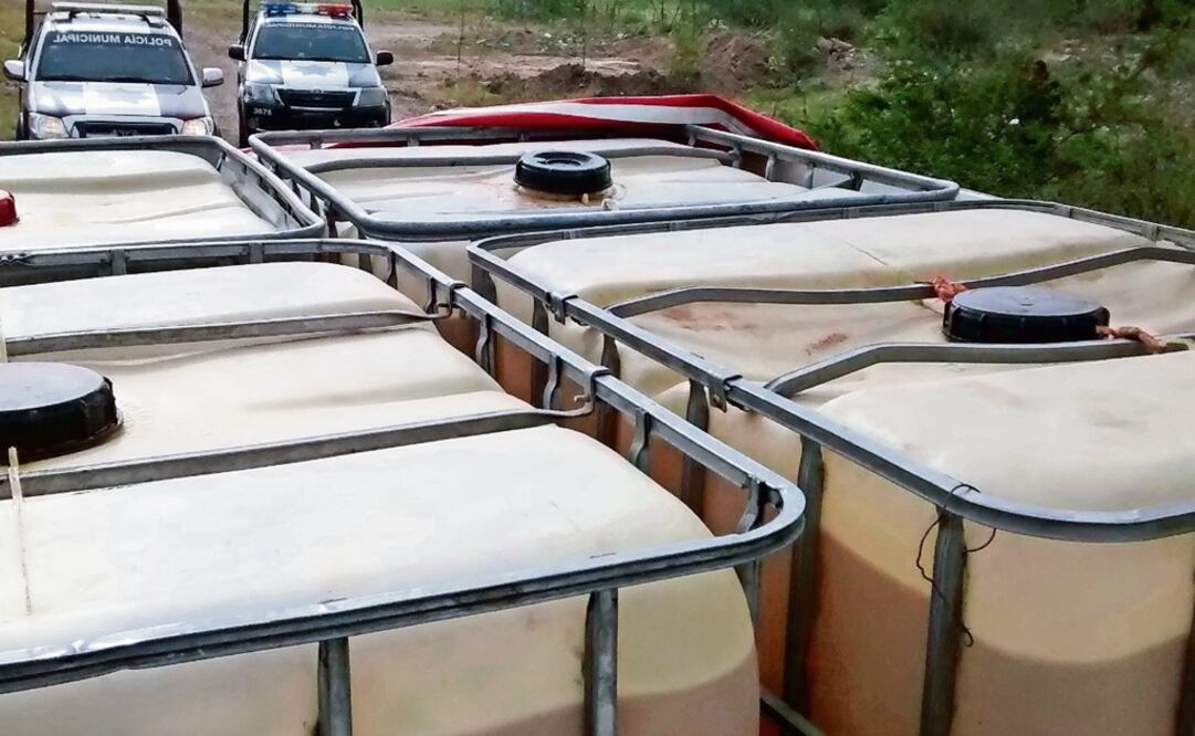 Sedena asegura mas de 9 mil litros de diesel en Puebla. Foto: Archivo/EL UNIVERSAL